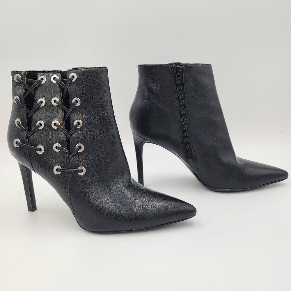 Nine West Oxtane CORSET Lace Up Ankle BOOTS Heel  Black LEATHER & Grommets SZ 8M
